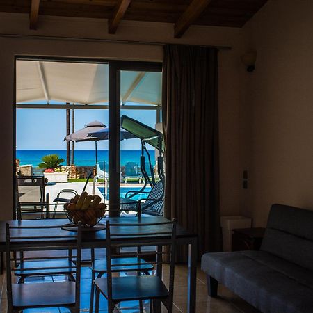 Fanis Seafront Apartments Agios Gordios  Eksteriør billede