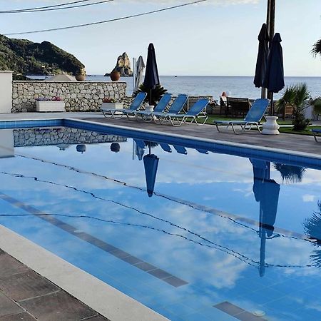 Fanis Seafront Apartments Agios Gordios  Eksteriør billede