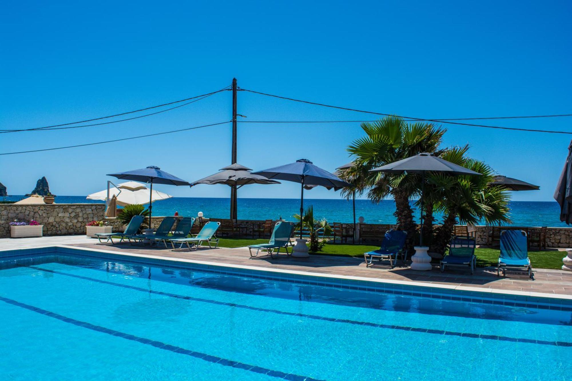 Fanis Seafront Apartments Agios Gordios  Eksteriør billede