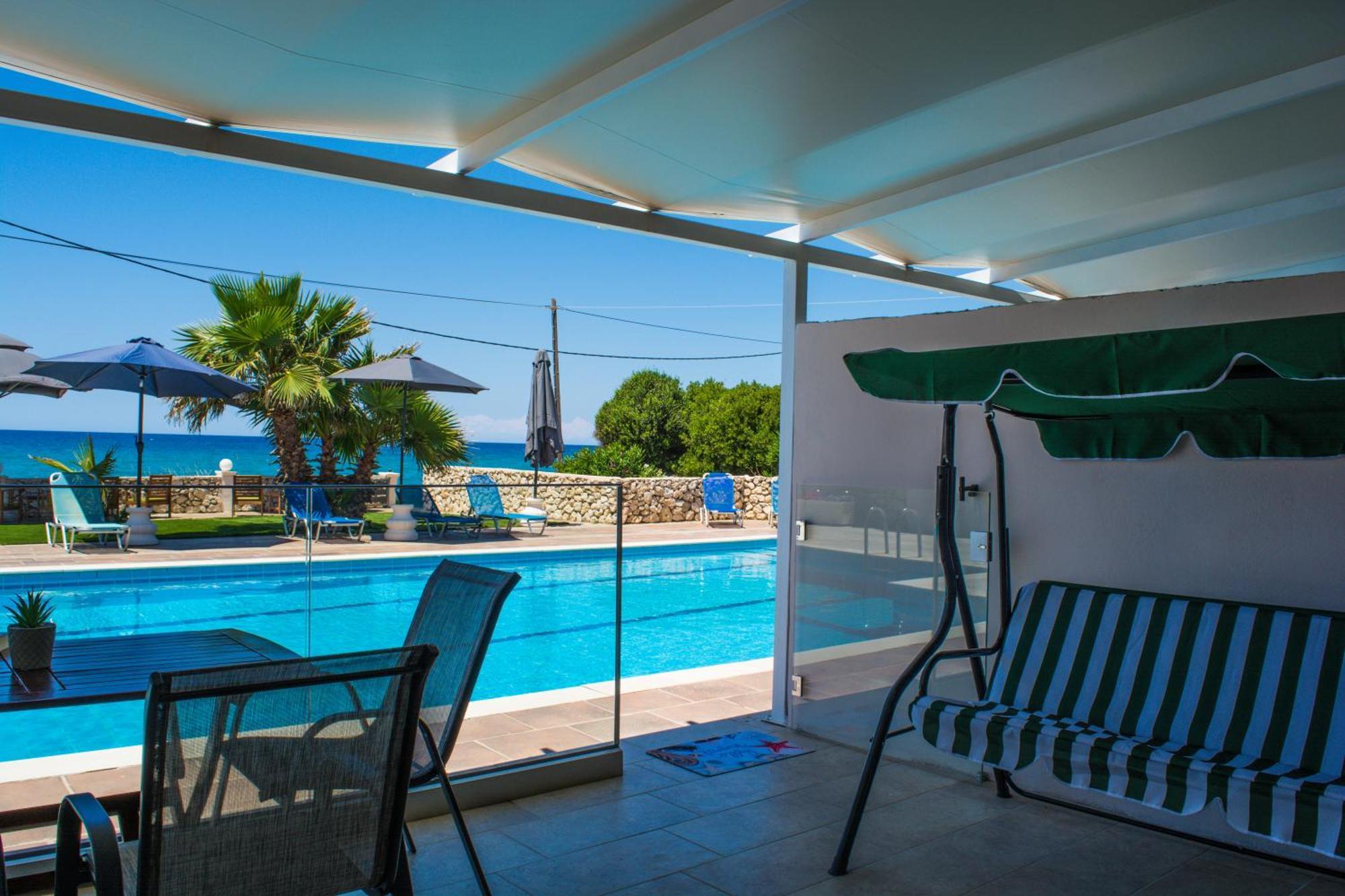 Fanis Seafront Apartments Agios Gordios  Eksteriør billede