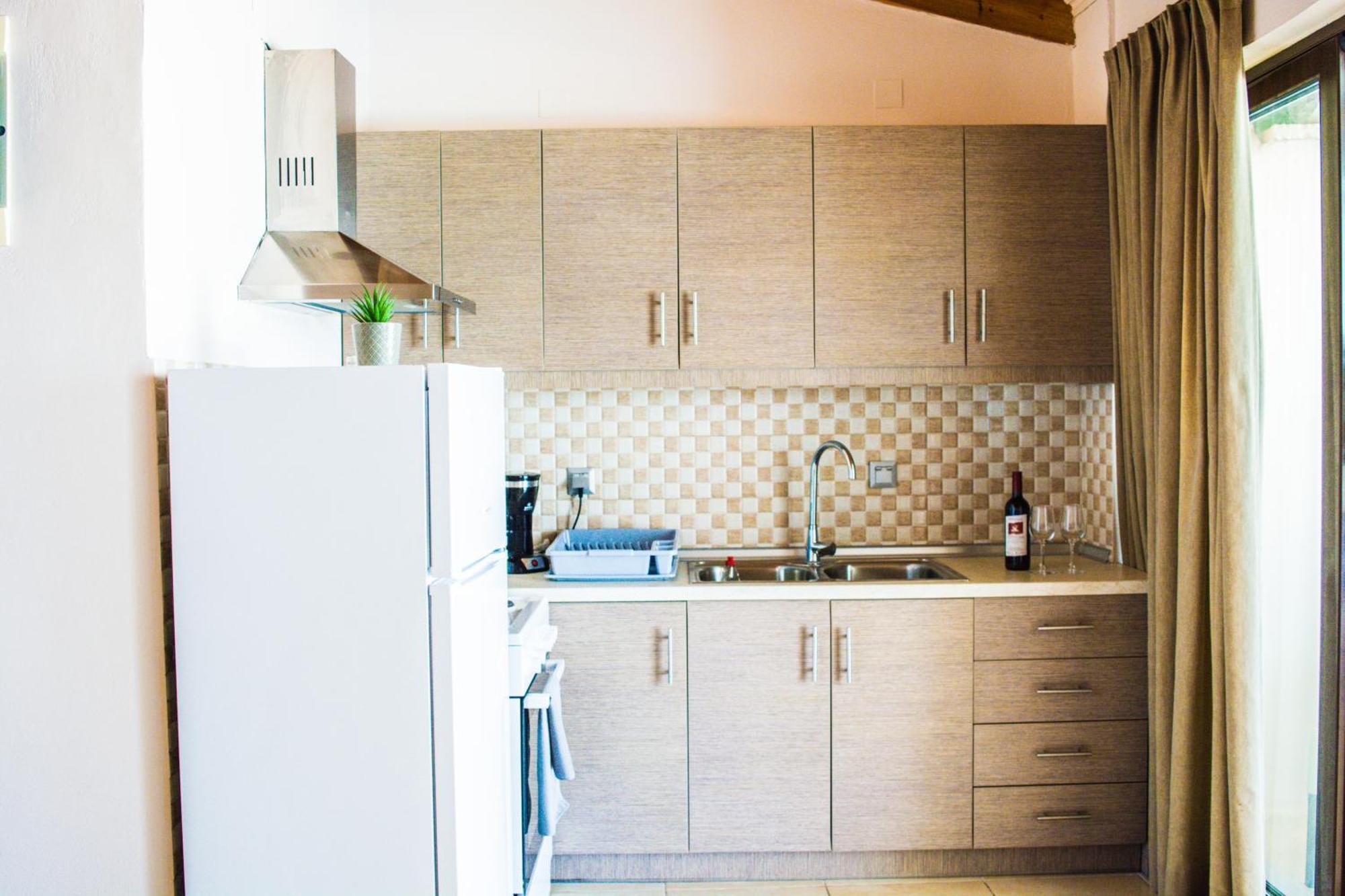 Fanis Seafront Apartments Agios Gordios  Eksteriør billede