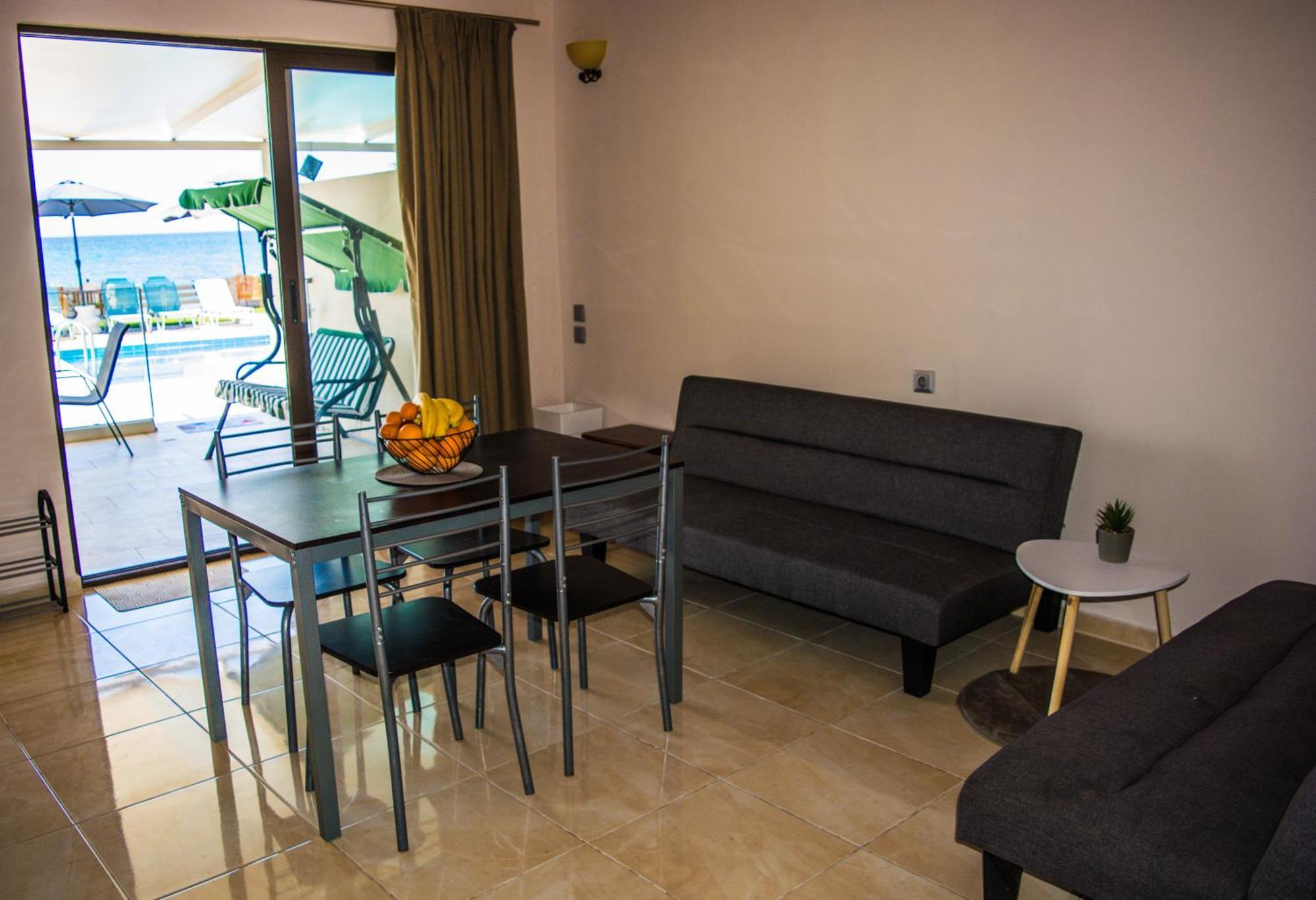 Fanis Seafront Apartments Agios Gordios  Eksteriør billede