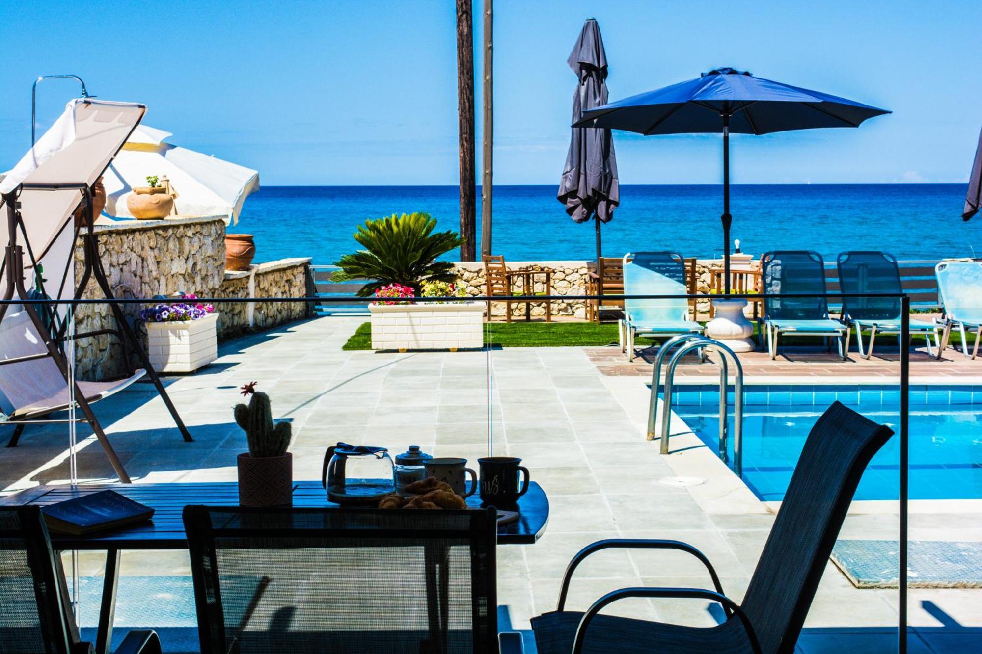 Fanis Seafront Apartments Agios Gordios  Eksteriør billede