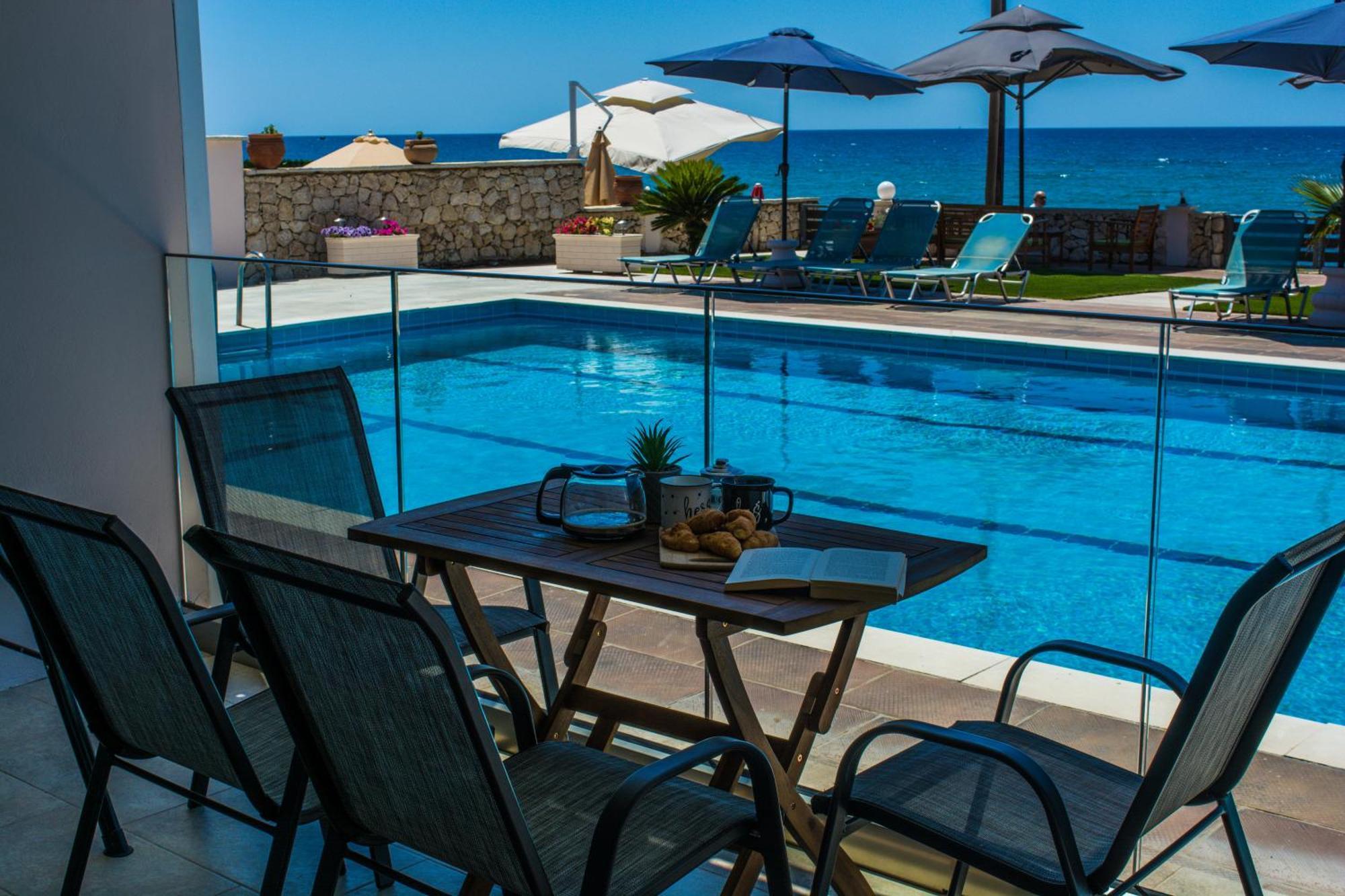Fanis Seafront Apartments Agios Gordios  Eksteriør billede